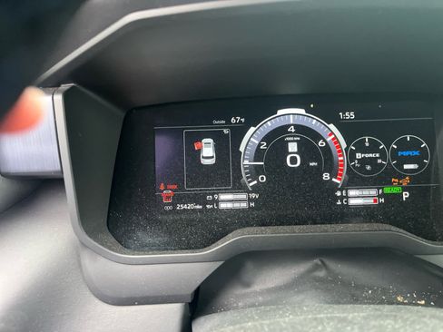 Used 2024 Toyota Sequoia Platinum AWD/4WD image 9
