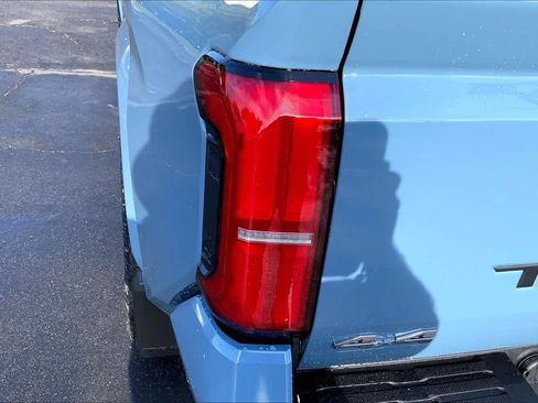 New 2026 Toyota Tacoma SR5 AWD/4WD image 14