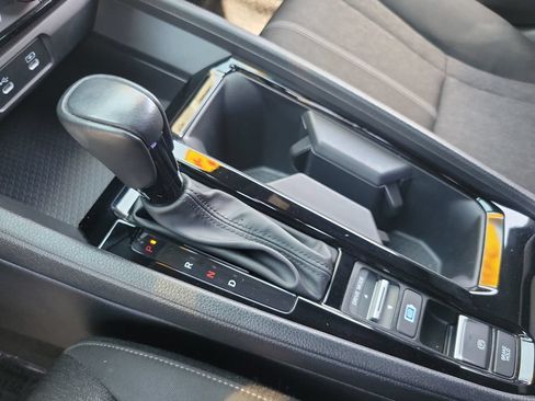 Used 2024 Honda Accord Sport image 11
