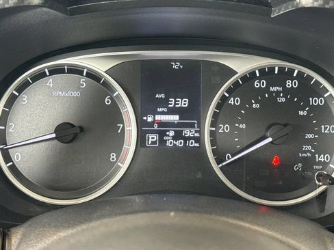Used 2020 Nissan Versa S FWD image 39