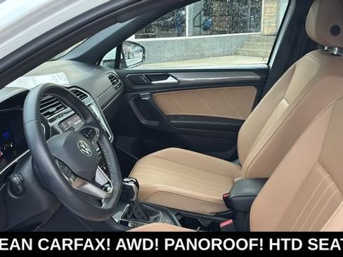 Used 2022 Volkswagen Tiguan SE w/ Panoramic Sunroof Package AWD/4WD image 24