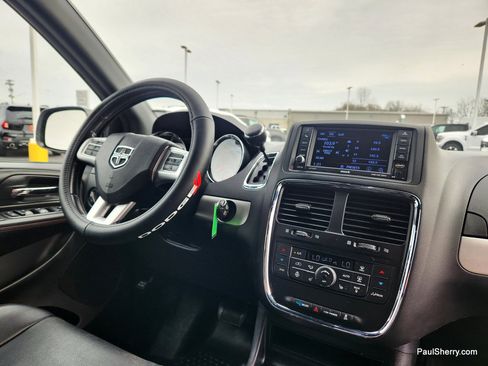 Used 2020 Dodge Grand Caravan GT image 43