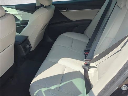 Used 2026 Toyota Camry XLE FWD image 22