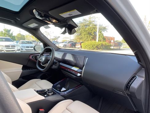 New 2025 BMW X3 xDrive30i w/ Convenience Package image 20