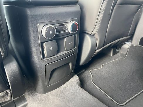 Used 2023 Ford Explorer XLT w/ Equipment Group 202A image 14