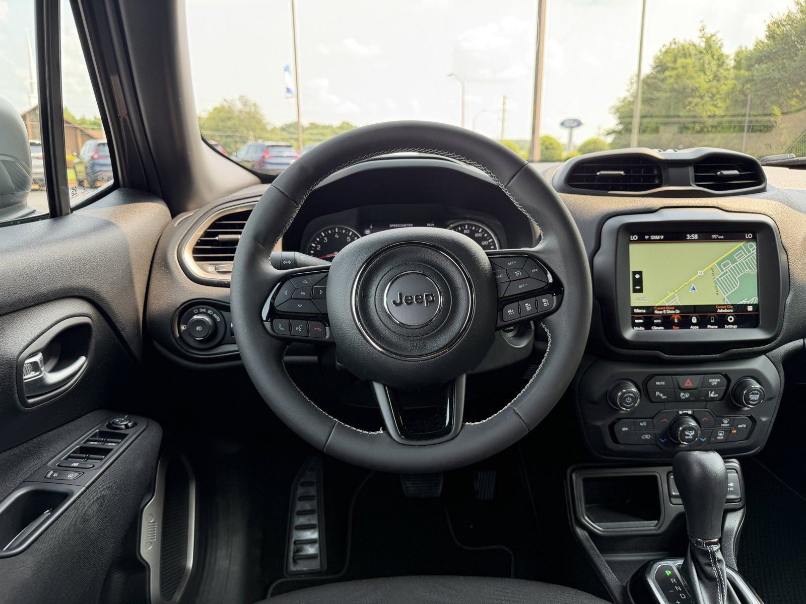 Used 2021 Jeep Renegade Latitude FWD image 20