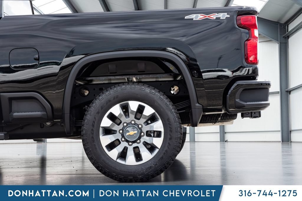 New 2026 Chevrolet Silverado 2500 Custom w/ Custom Value Package AWD/4WD image 30
