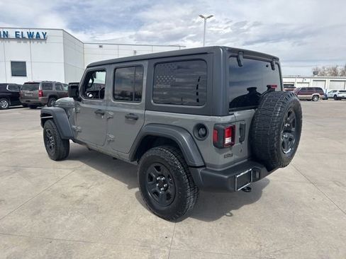 Used 2019 Jeep Wrangler Unlimited Sport image 7