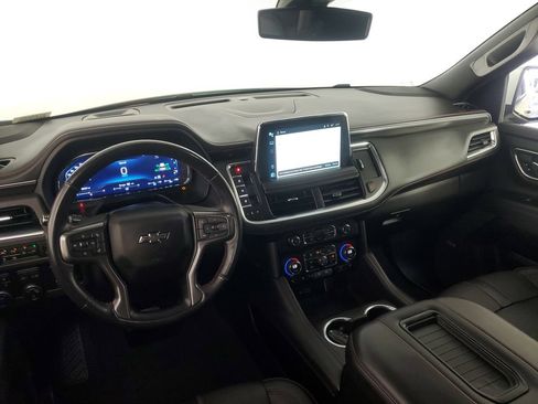 Used 2022 Chevrolet Tahoe RST w/ Luxury Package AWD/4WD image 15