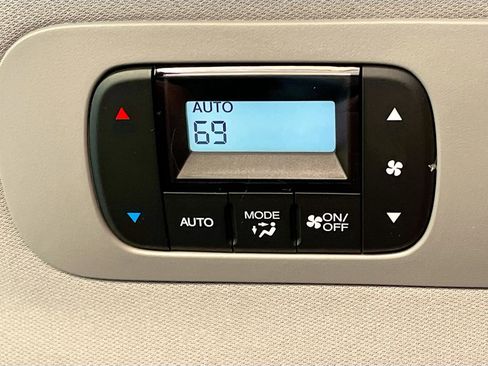 Used 2023 Honda Odyssey Touring image 26