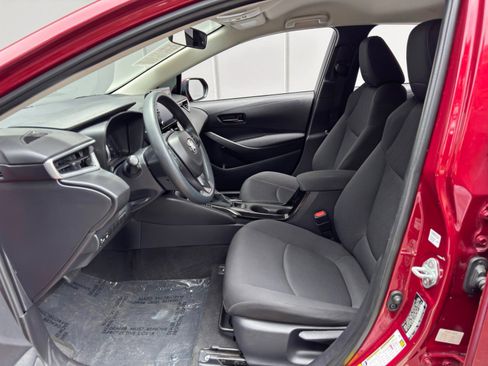 Used 2022 Toyota Corolla LE FWD image 15