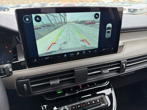 New 2026 Lincoln Corsair Premiere image 12