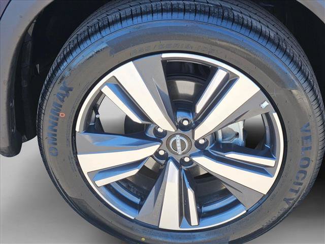 Used 2026 Nissan Rogue SL FWD image 27