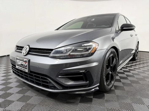 Used 2018 Volkswagen Golf 4-Door AWD/4WD image 3