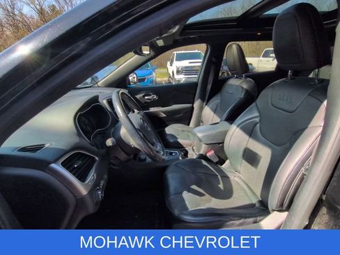 Used 2019 Jeep Cherokee High Altitude image 10