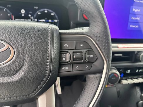New 2026 Toyota 4Runner TRD Off-Road Premium AWD/4WD image 18