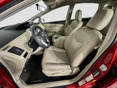 Used 2012 Toyota Prius V Three FWD image 13