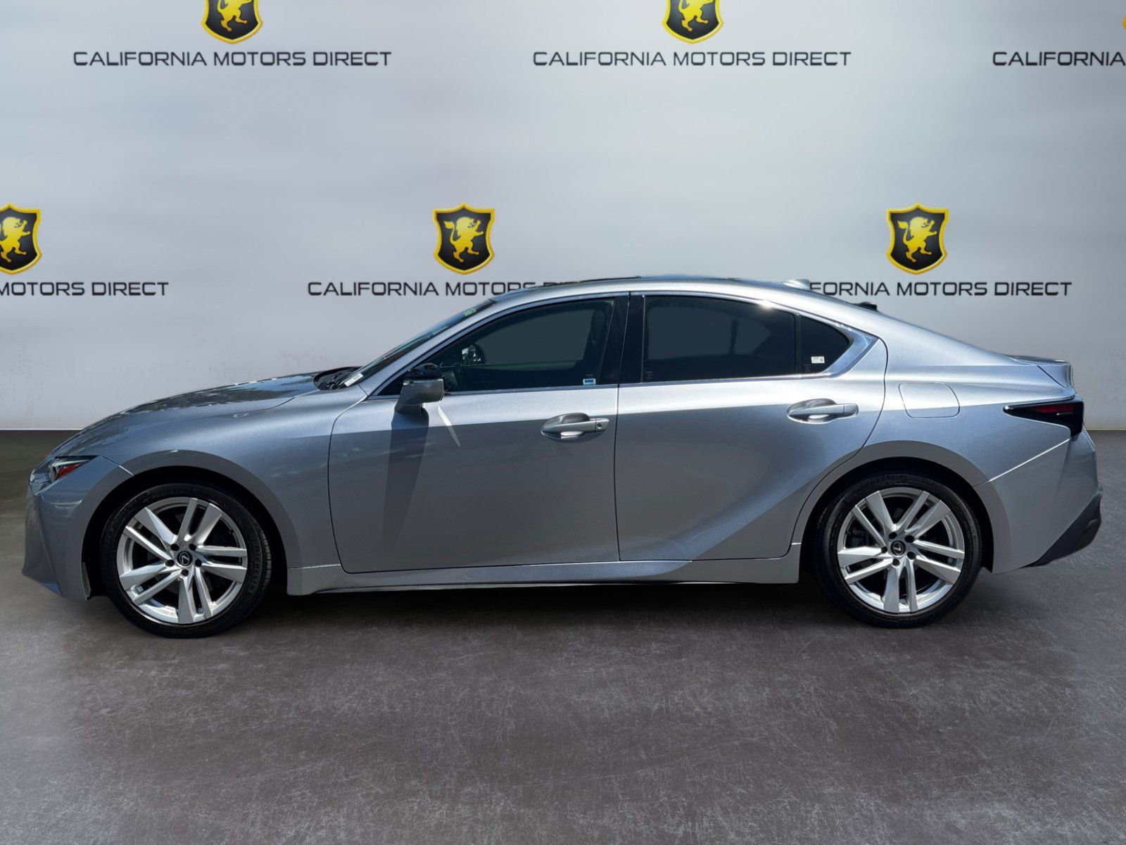 Used 2023 Lexus IS 300 w/ Comfort Package RWD image 2