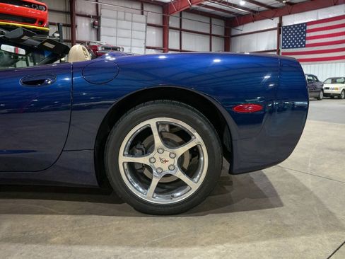 Used 2000 Chevrolet Corvette Convertible w/ Memory Pkg RWD image 5