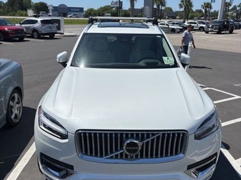 Used 2024 Volvo XC90 B6 Ultimate w/ Lounge Package AWD/4WD image 3