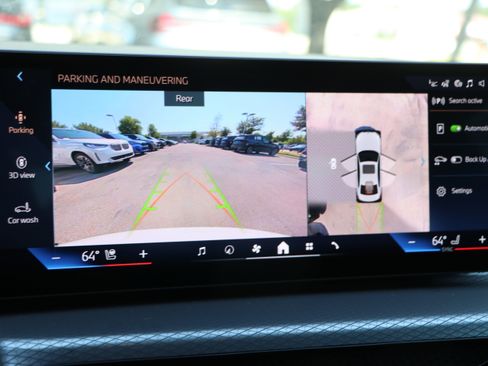 Certified 2025 BMW 330i Sedan w/ M Sport Package image 21