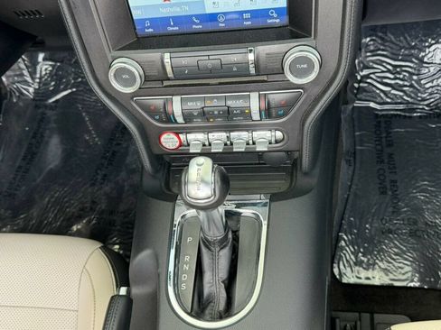 Used 2015 Ford Mustang GT Premium RWD image 32