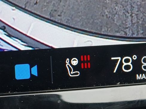 Used 2022 Volvo XC60 B5 Inscription w/ Climate Package image 15