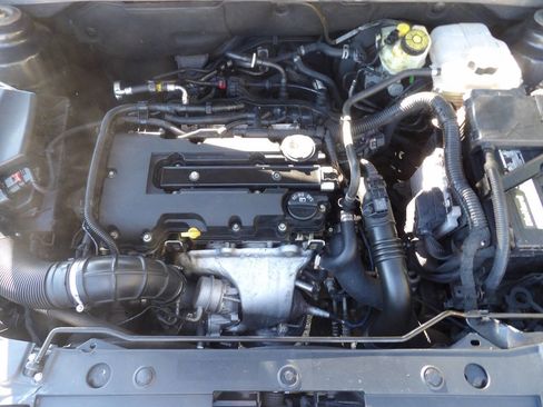 Used 2013 Chevrolet Cruze LT image 17