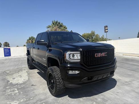 Used 2018 GMC Sierra 1500 SLE w/ SLE Value Package AWD/4WD image 33