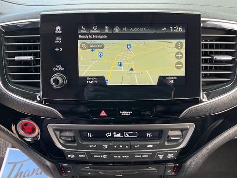 Used 2019 Honda Pilot Touring image 19