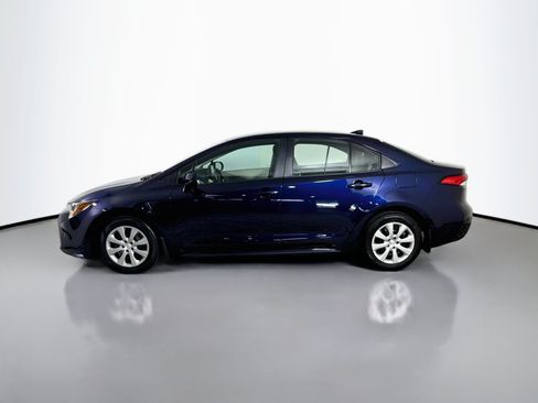Used 2025 Toyota Corolla LE FWD image 6
