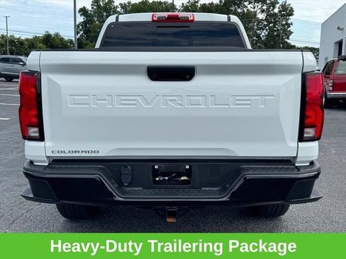 Certified 2024 Chevrolet Colorado Z71 w/ Z71 Convenience Package 2 AWD/4WD image 8