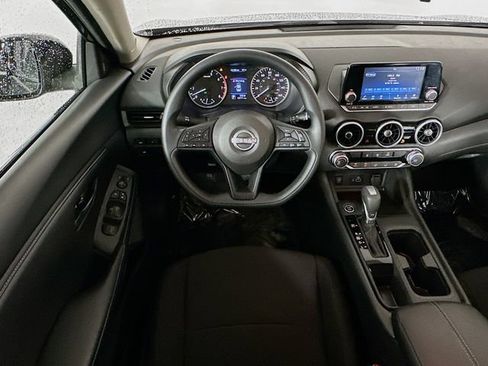 Used 2025 Nissan Sentra S FWD image 21
