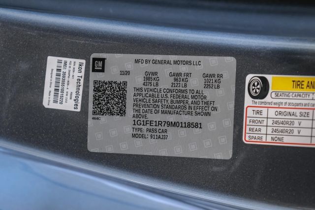 Used 2021 Chevrolet Camaro LT RWD image 47