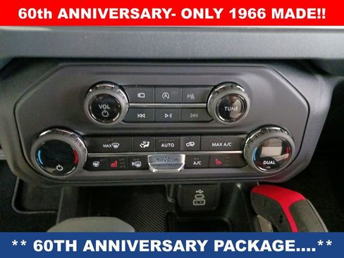 New 2026 Ford Bronco Outer Banks w/ Sasquatch Package AWD/4WD image 18