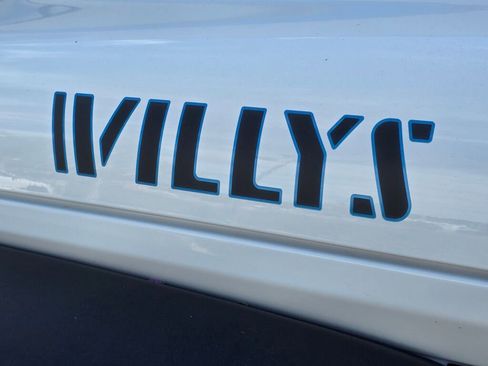 Used 2023 Jeep Wrangler Unlimited w/ Cold Weather Group AWD/4WD image 15