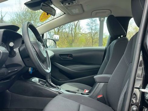 Used 2024 Toyota Corolla LE image 10