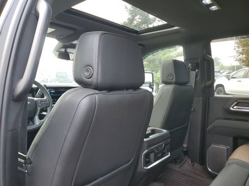 Certified 2024 Chevrolet Silverado 2500 High Country w/ Technology Package AWD/4WD image 9