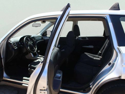 Used 2009 Subaru Forester 2.5X AWD/4WD image 7