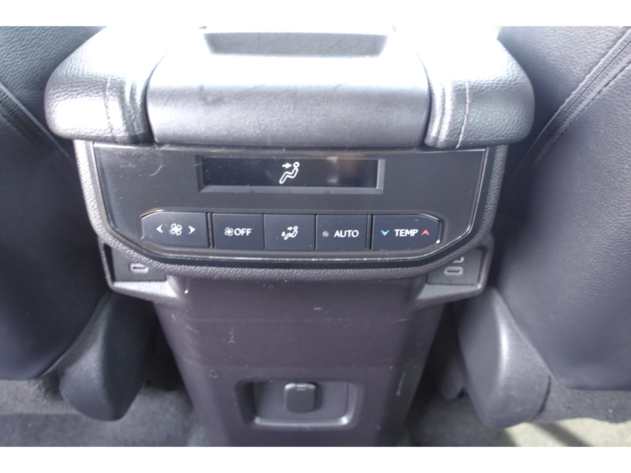 Certified 2025 Toyota Grand Highlander AWD image 26