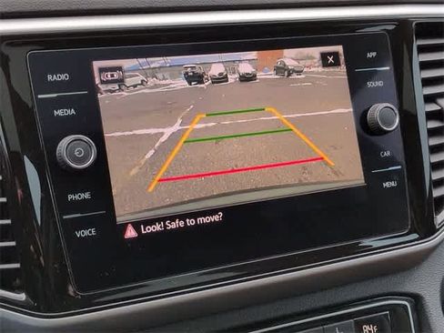 Used 2022 Volkswagen Atlas SE w/ Panoramic Sunroof Package image 32