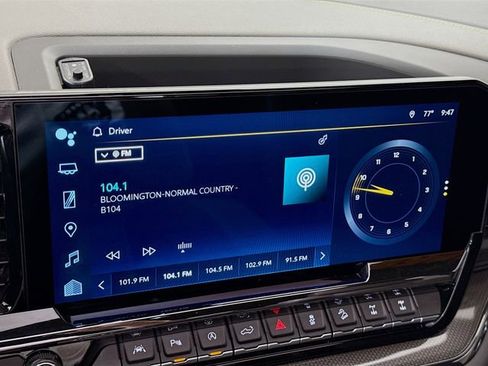 Used 2023 Chevrolet Silverado 1500 ZR2 w/ Technology Package image 14