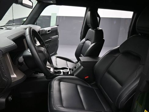 Certified 2025 Ford Bronco Outer Banks image 10