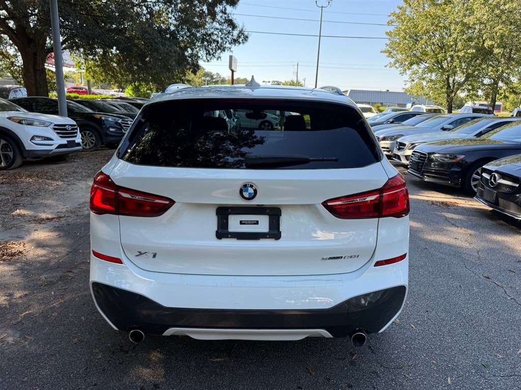 Used 2018 BMW X1 sDrive28i w/ M Sport Package FWD image 6