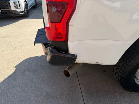 Used 2017 Ford F250 XL w/ Power Equipment Group image 14