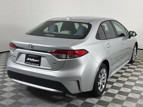 Used 2020 Toyota Corolla LE image 5