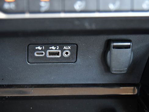 Used 2023 Nissan Altima 2.5 SV FWD image 24