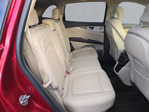 Used 2018 Lincoln MKX Reserve w/ Luxury Package image 24