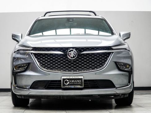 Used 2023 Buick Enclave Avenir w/ Avenir Technology Package AWD/4WD image 7
