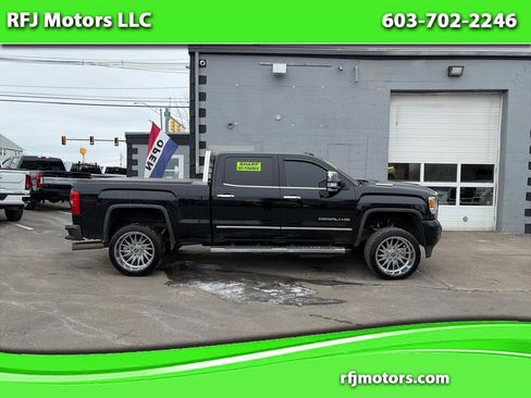 Used 2018 GMC Sierra 2500 Denali w/ Duramax Plus Package image 1